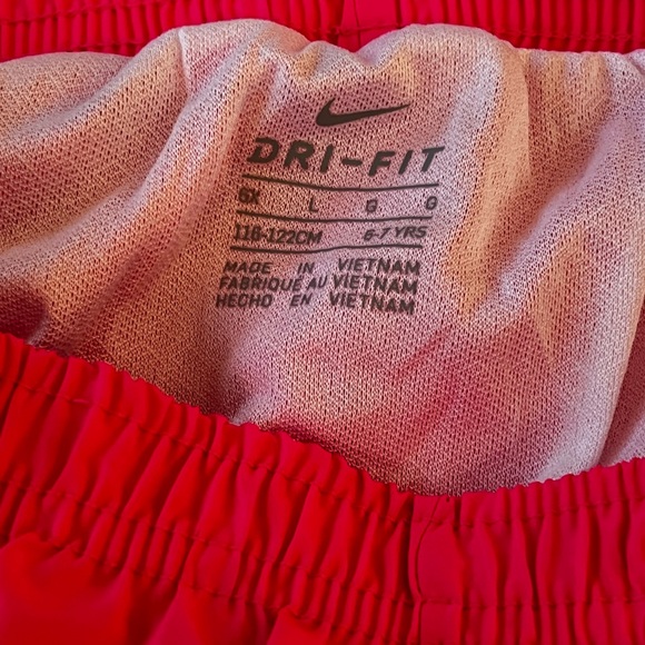 Nike Girls Dry-Fit Shorts with Attached Panty. - Picture 4 of 4